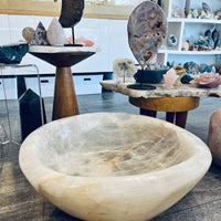 Golden Healer Quartz Bowl – Large Sculptural Crystal for Vitality & Light