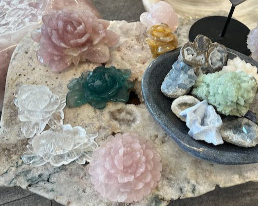 Rose Quartz Crystal Flower – Hand-Carved Round Bloom for Heart Energy