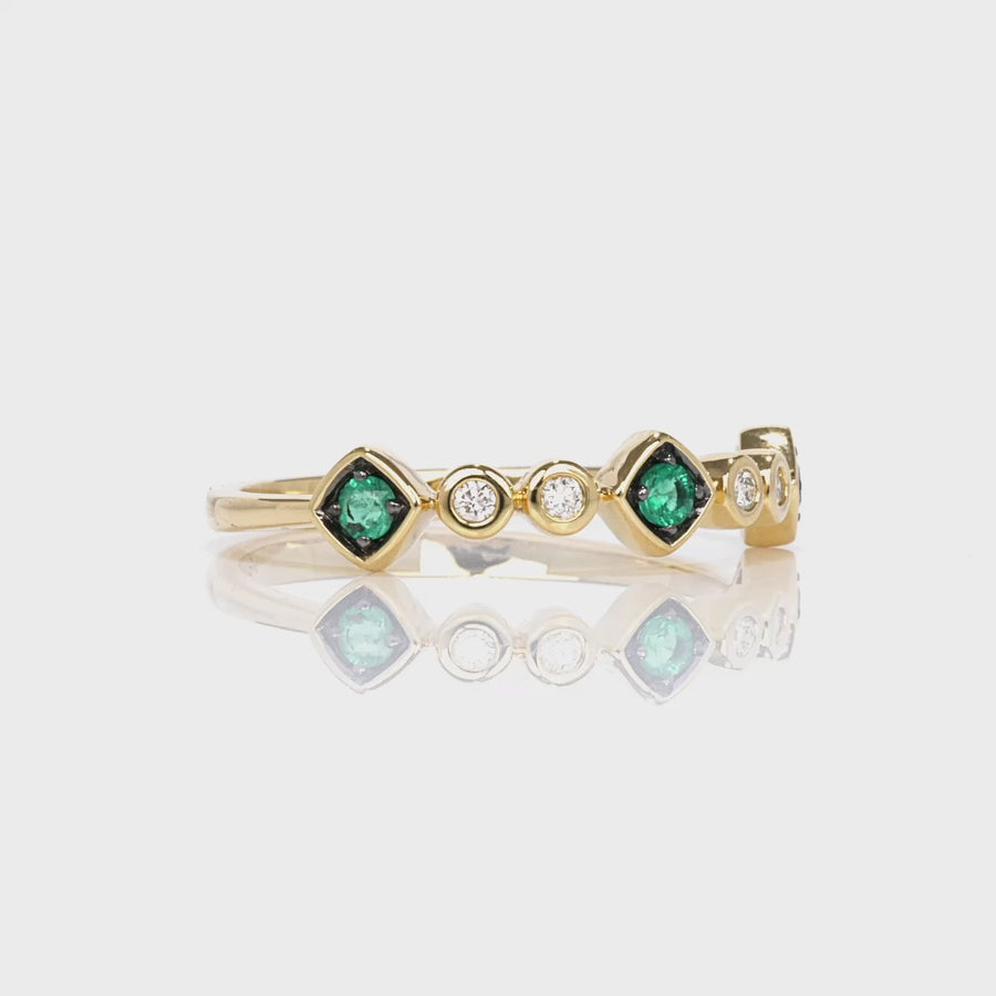 Jungle Emerald Ring